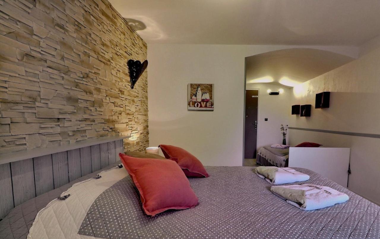 Chambres D'Hotes Les Fleurettes En Baie Du Mont Saint Michel Bagian luar foto